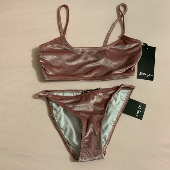 NASTY GAL PINK VELVET BIKINI SET - Picture 2 of 4